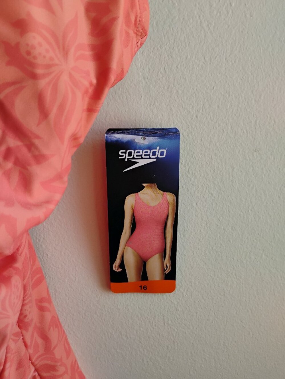 Women's Speedo One Pc Bathing Suit Coral with Floral Design Size 16 NWT